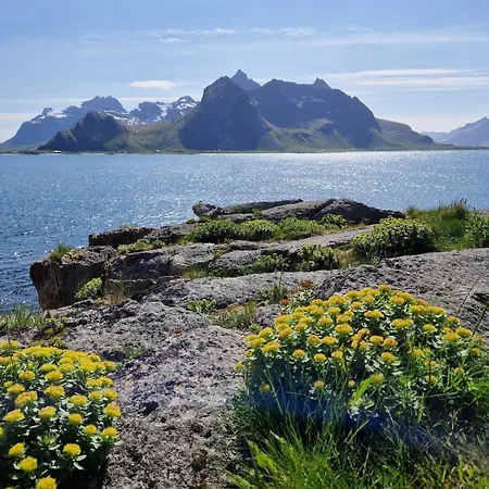 Panorama Lofoten Lysvollhuset * Vareid