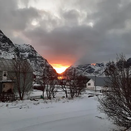 Panorama Lofoten Lysvollhuset * Vareid